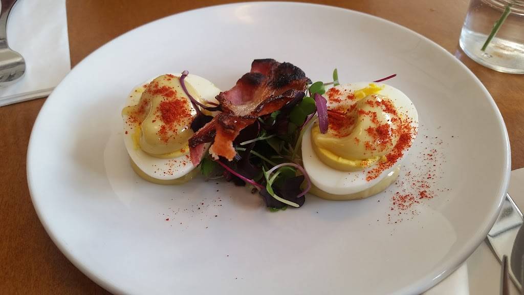 Le Garage | restaurant | 157 Suydam St, Brooklyn, NY 11221, USA | 3472951700 OR +1 347-295-1700