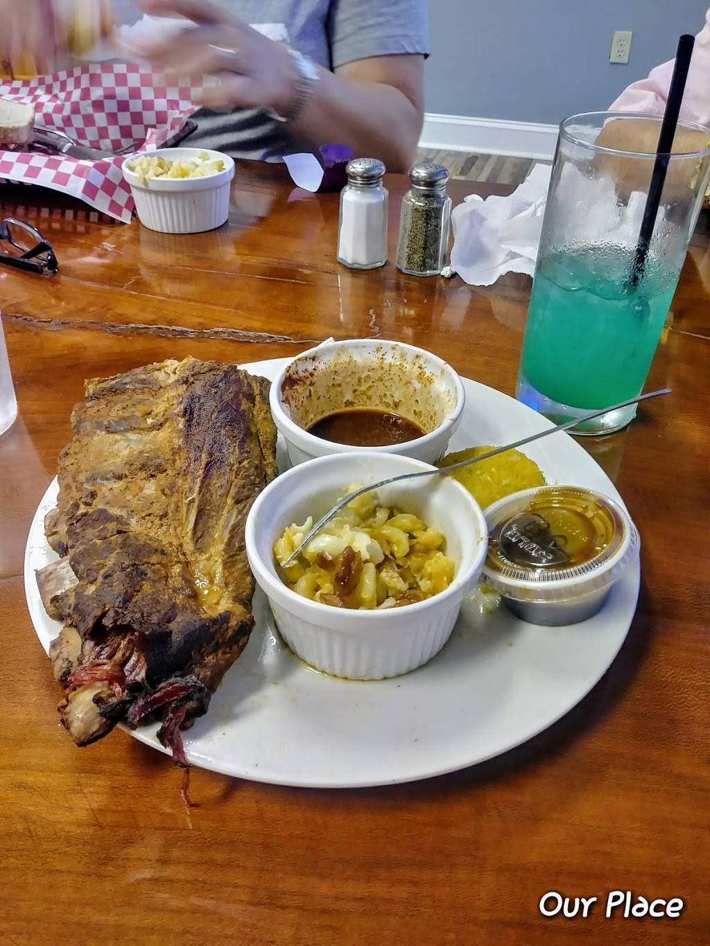 Our Place Eatery & Tavern | restaurant | 107A Fairway Ave, Hudson, NC 28638, USA | 8285725588 OR +1 828-572-5588