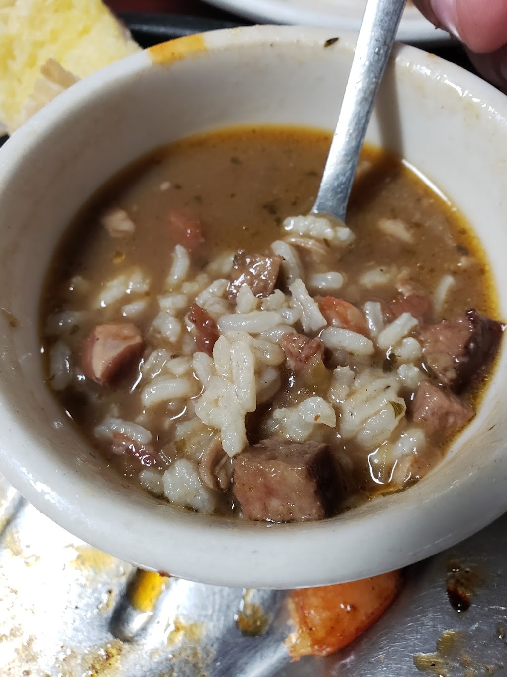 Mommie Jos | restaurant | 15617 W Main St, Cut Off, LA 70345, USA | 9856325050 OR +1 985-632-5050