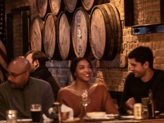 Big Iron Horse Barbecue | restaurant | 205 Park Ave, Barrington, IL 60010, USA | 8473824766 OR +1 847-382-4766