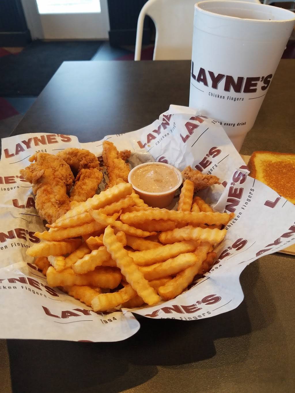 Laynes Chicken Fingers | restaurant | 11440 Dallas Pkwy, Frisco, TX 75034, USA | 4692946638 OR +1 469-294-6638