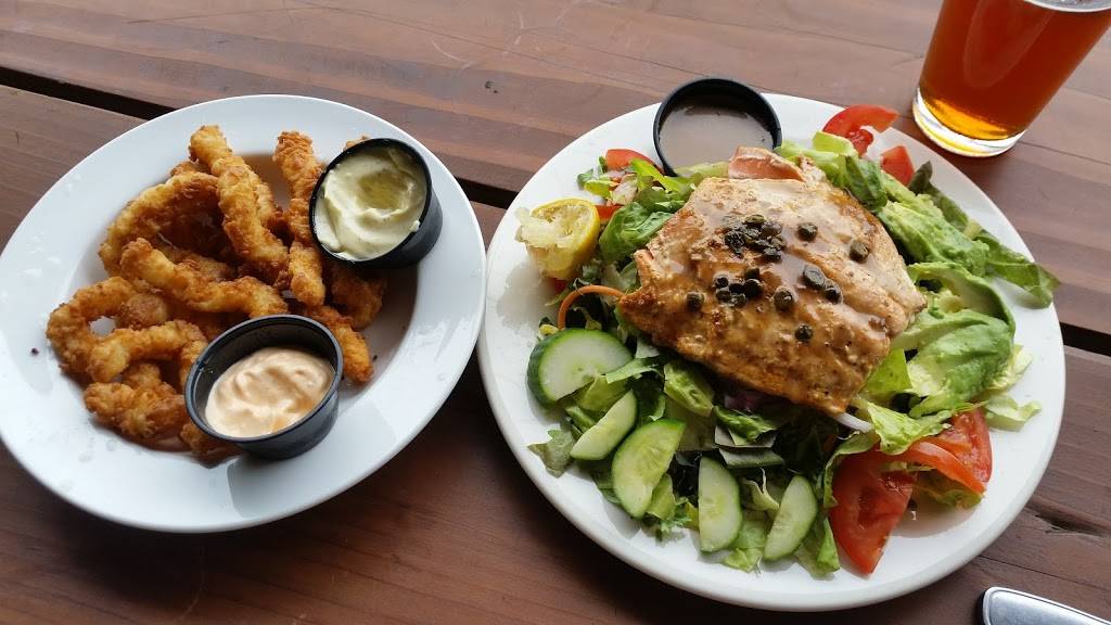 Old Princeton Landing Public House & Grill | restaurant | 460 Capistrano Rd, Half Moon Bay, CA 94019, USA | 6507287096 OR +1 650-728-7096