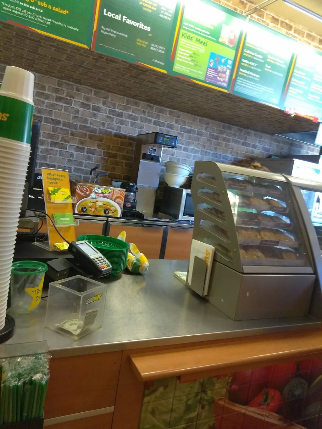 Subway | restaurant | 560 Canal St, King City, CA 93930, USA | 8313854202 OR +1 831-385-4202