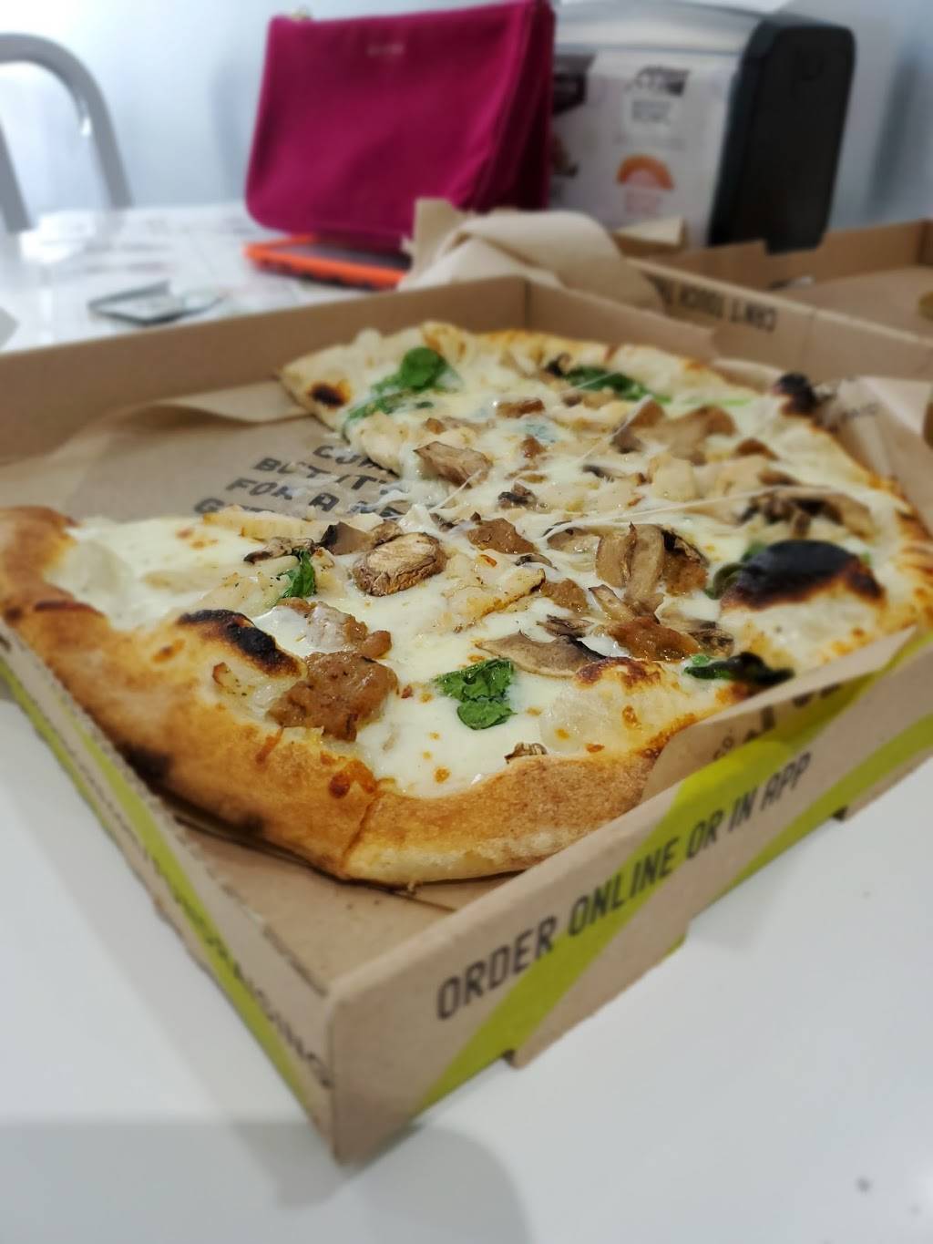 Urban Bricks Pizza | meal delivery | 9218 Potranco Rd #101, San Antonio, TX 78251, USA | 2104994444 OR +1 210-499-4444