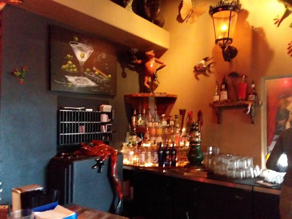 Red Frog | restaurant | 1001 CA-174, Colfax, CA 95713, USA | 5303461010 OR +1 530-346-1010