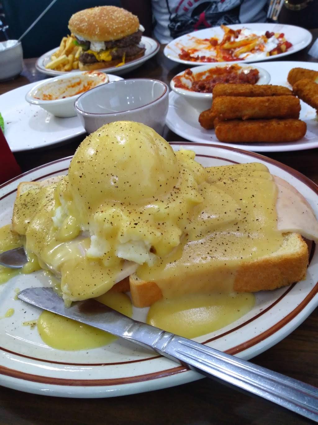 Joes Pancake House | restaurant | 122 Sweetland Ave, Tipton, IN 46072, USA | 7654080267 OR +1 765-408-0267