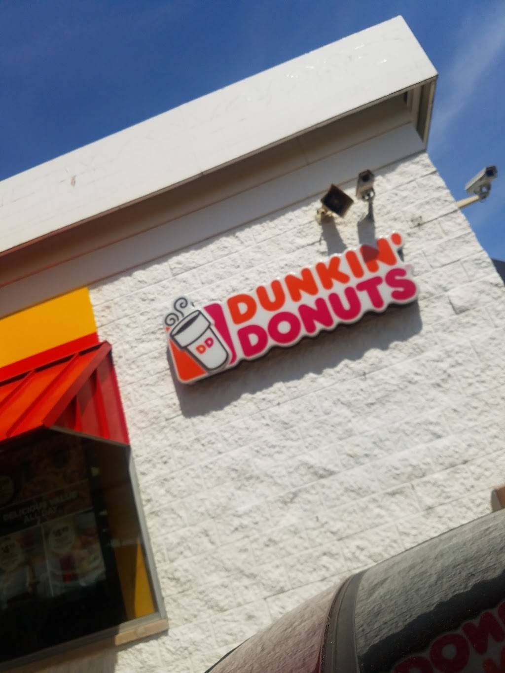 Dunkin | bakery | 641 N Roselle Rd, Roselle, IL 60172, USA | 7733290856 OR +1 773-329-0856