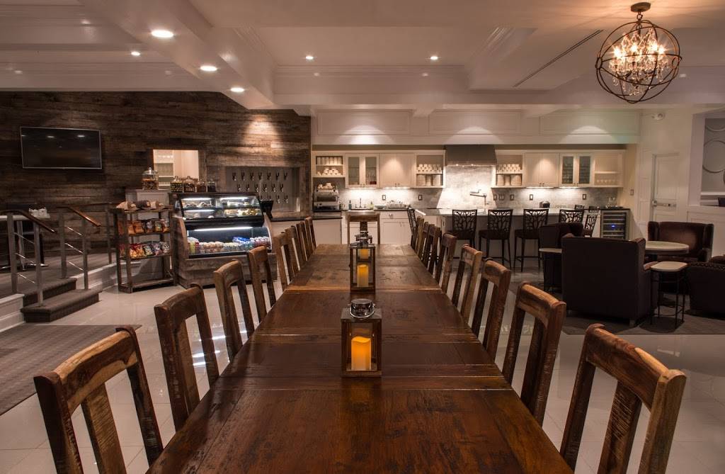 The Great Room | restaurant | 2900 Candlers Mountain Rd, Lynchburg, VA 24502, USA | 4344551301 OR +1 434-455-1301