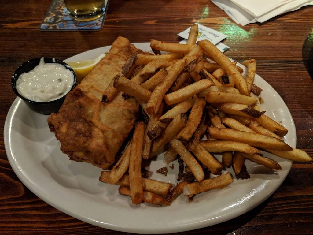 Madra Rua Irish Pub | restaurant | 2066 N Main St, Summerville, SC 29483, USA | 8438219434 OR +1 843-821-9434