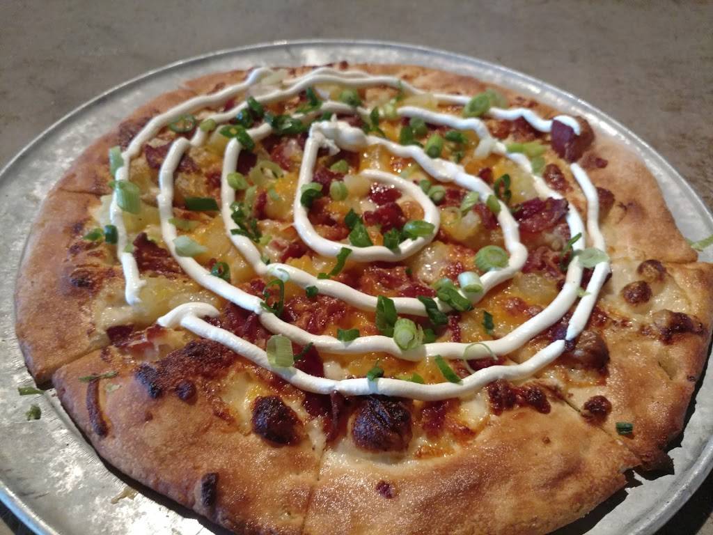 Salty Caper Wood Fired Pizza | restaurant | 134 Mooresville Commons Way, Mooresville, NC 28117, USA | 7046601112 OR +1 704-660-1112