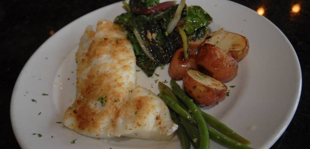 Lago Trattoria | restaurant | 95 Main St, Newport, VT 05855, USA | 8023348222 OR +1 802-334-8222