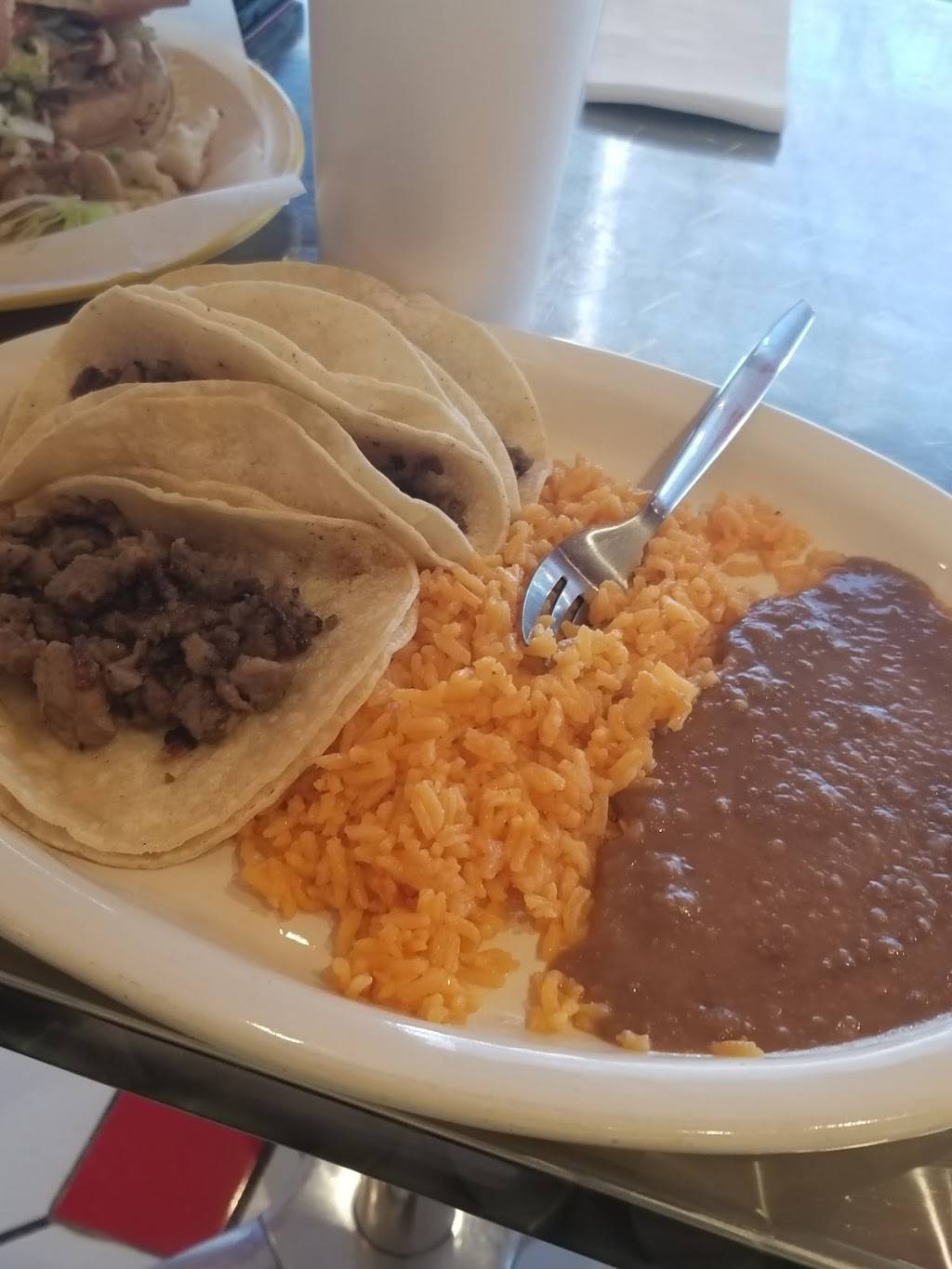 Don Chendos | restaurant | 2233 Pacific Avenue, Long Beach, CA 90806, USA | 5624264190 OR +1 562-426-4190