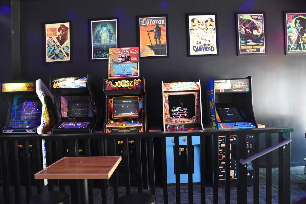 Double Tap (Tap Tap) | restaurant | 312 Main St, Cedar Falls, IA 50613, USA | 3192665285 OR +1 319-266-5285