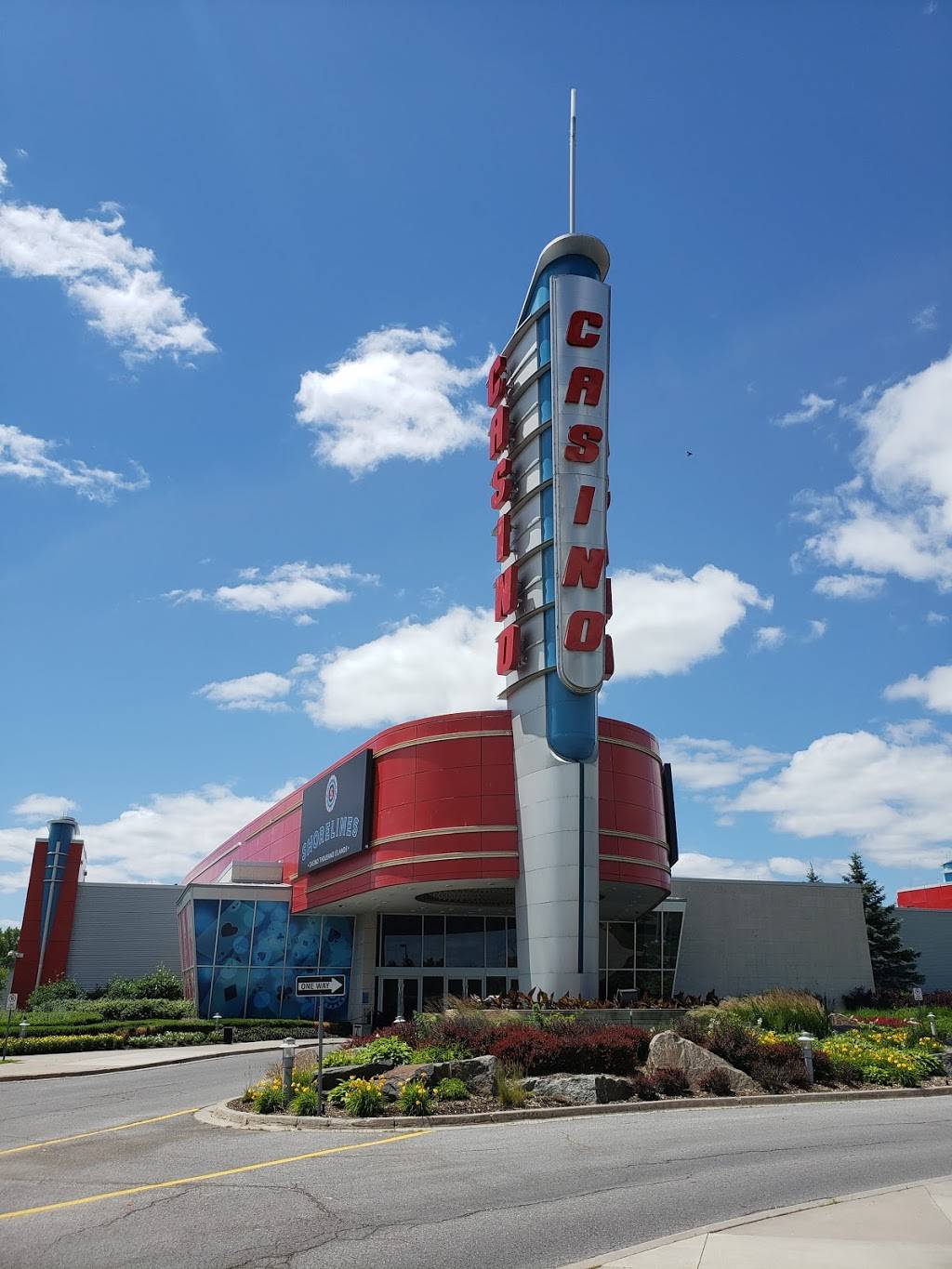 Shorelines Casino Thousand Islands | restaurant | 380 ON-2, Gananoque, ON K7G 2V4, Canada | 6133826800 OR +1 613-382-6800