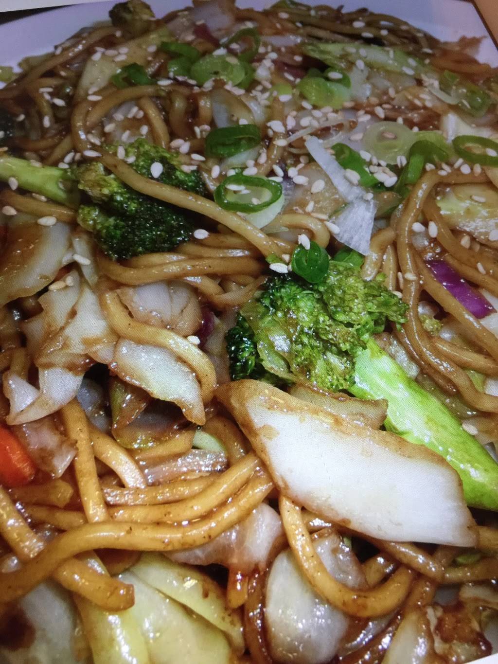 Sushi & Roll | meal takeaway | 27620 Marguerite Pkwy, Mission Viejo, CA 92692, USA | 9494818181 OR +1 949-481-8181