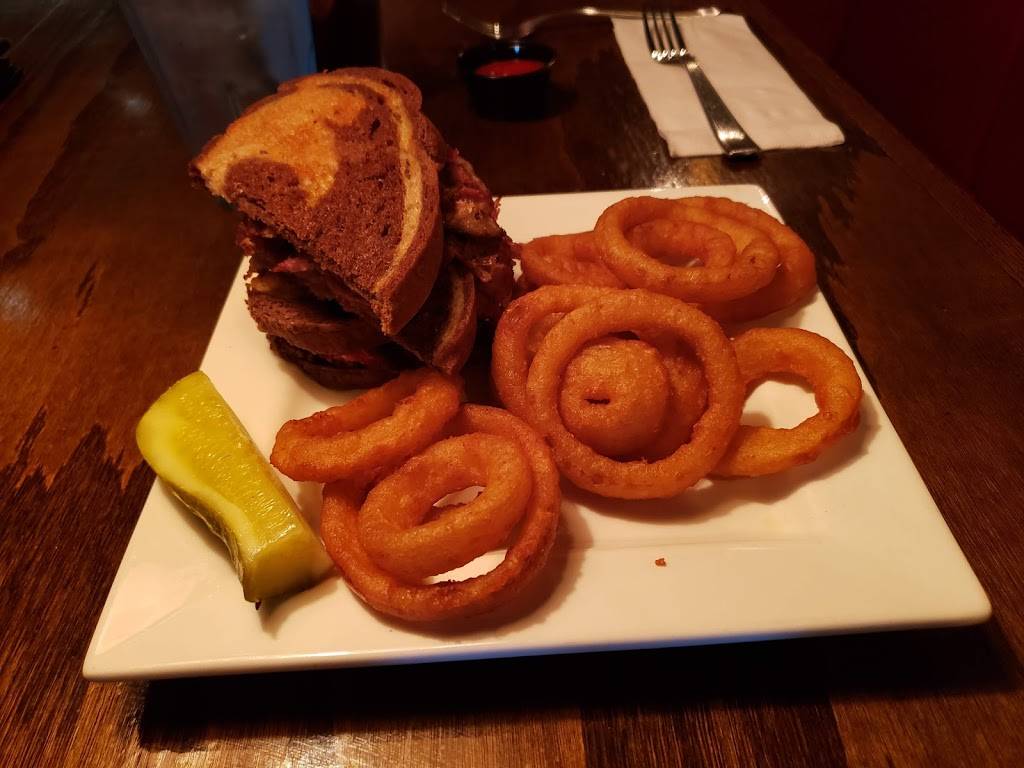 New England’s Tap House Grille | restaurant | 1292 Hooksett Rd, Hooksett, NH 03106, USA | 6037825137 OR +1 603-782-5137