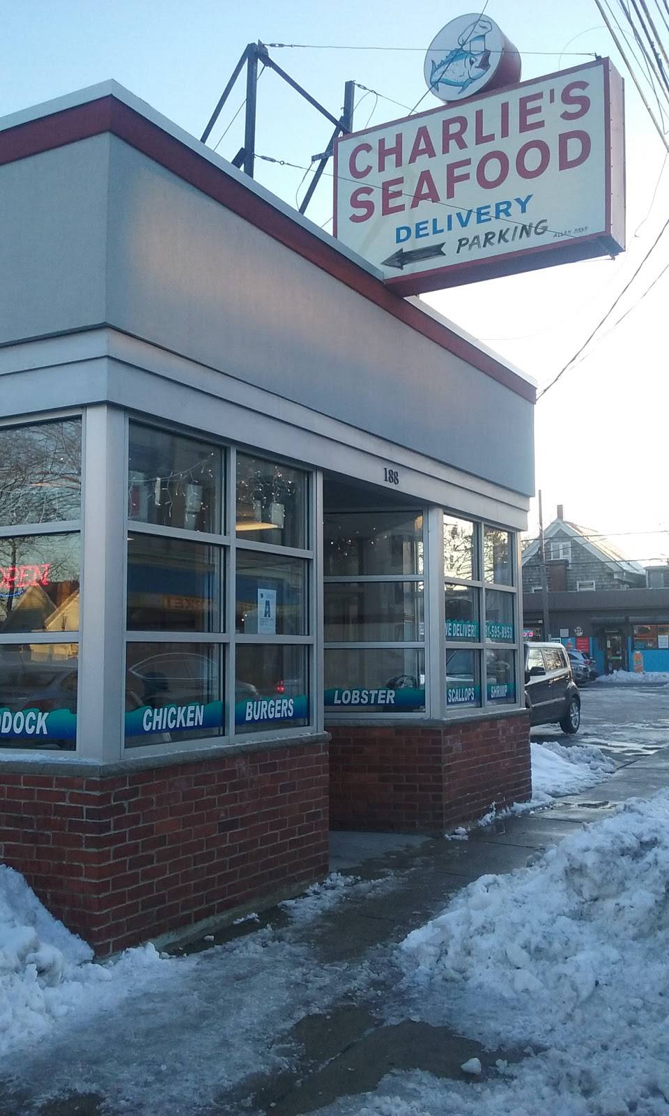 Charlies | restaurant | 188 Essex St, Lynn, MA 01902, USA | 7815958953 OR +1 781-595-8953