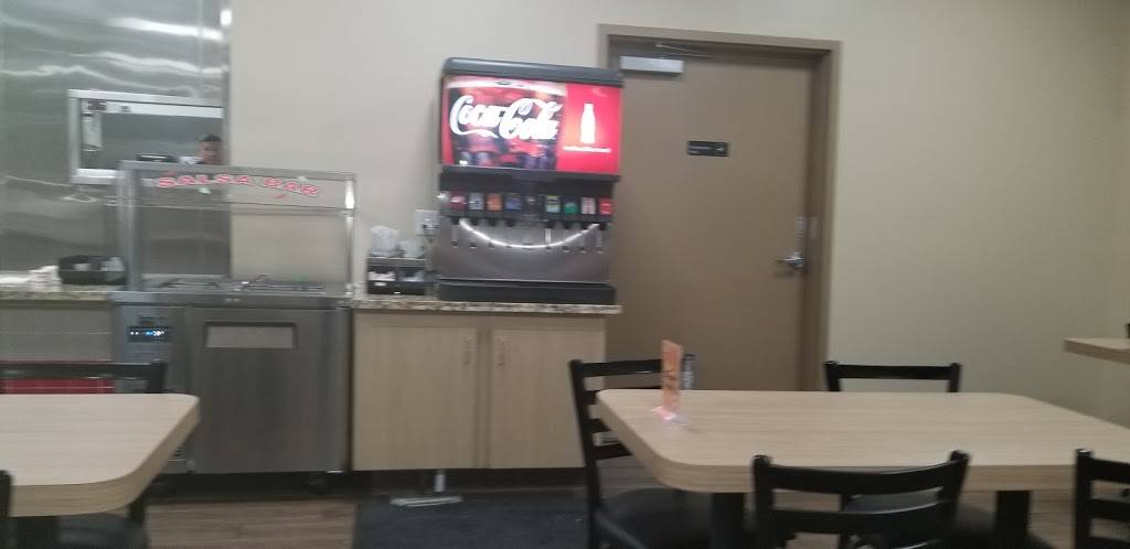 Alberto’s | restaurant | 325 Luis Estrada Rd ste. 100, Beaumont, CA 92223, USA | 9518459133 OR +1 951-845-9133