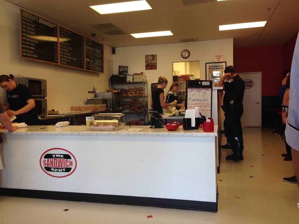 Sandwich Spot | meal takeaway | 2606 Gateway Oaks Dr, Sacramento, CA 95833, USA | 9169270188 OR +1 916-927-0188