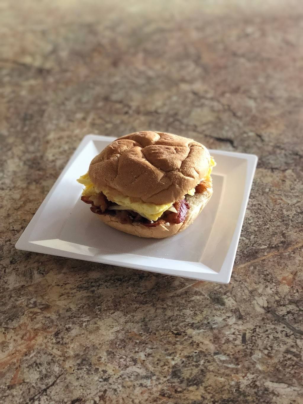 Mia’s | restaurant | 5337 N State Rd, 7, Tamarac, FL 33319, USA | 9543683489 OR +1 954-368-3489