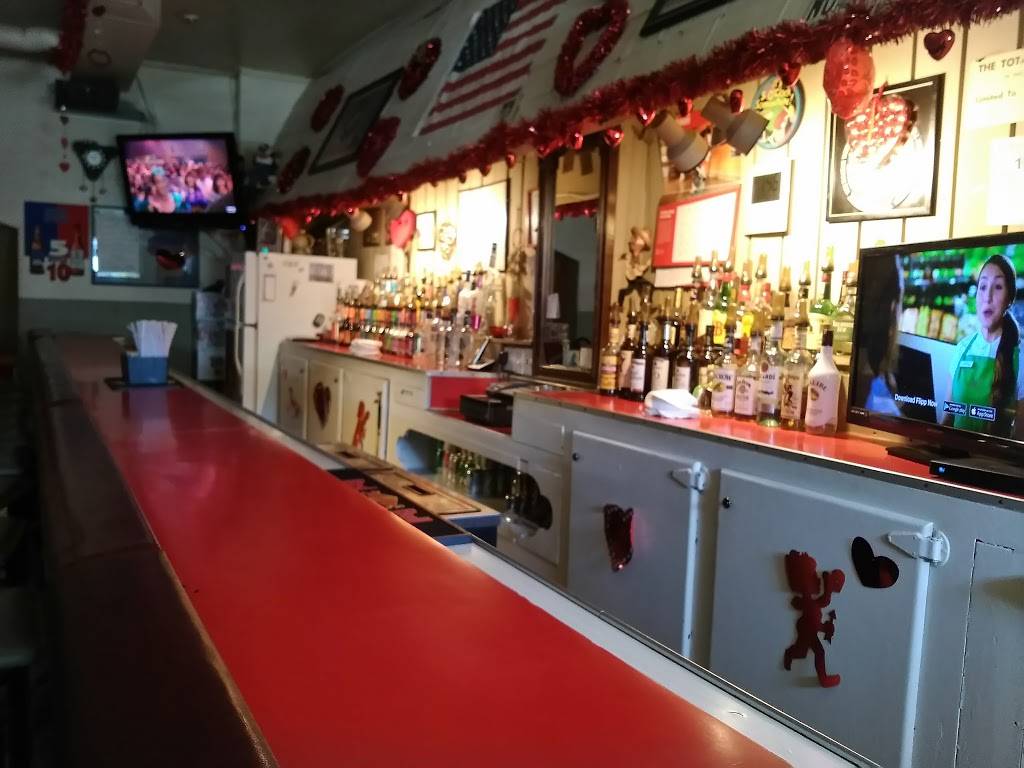 West Fort Bar | restaurant | 7642 W Fort St, Detroit, MI 48209, USA | 3138433050 OR +1 313-843-3050