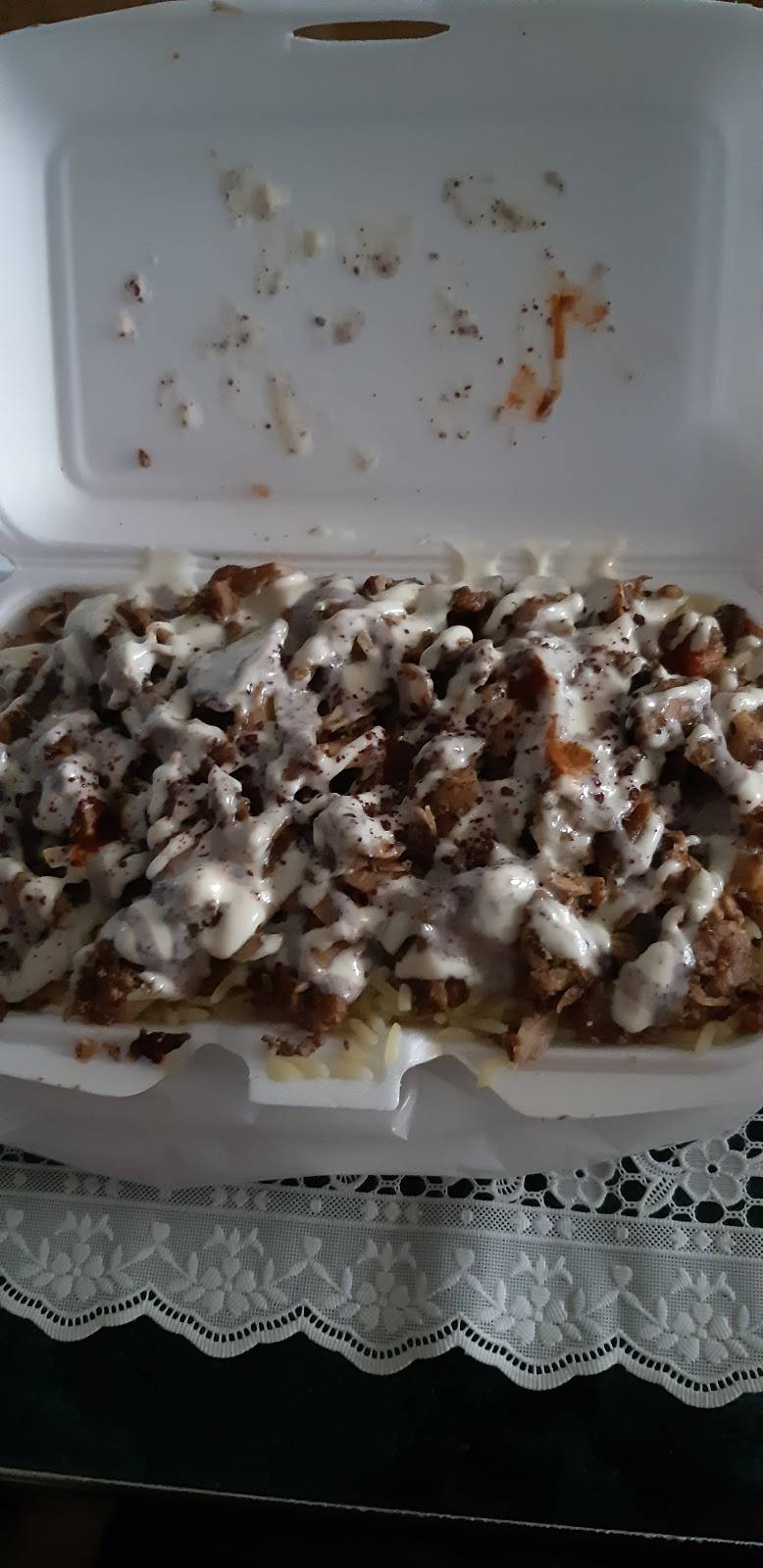 Osmows Shawarma | restaurant | 2583 St Clair Ave W Unit 2, Toronto, ON M6N 4Z5, Canada | 4167609888 OR +1 416-760-9888