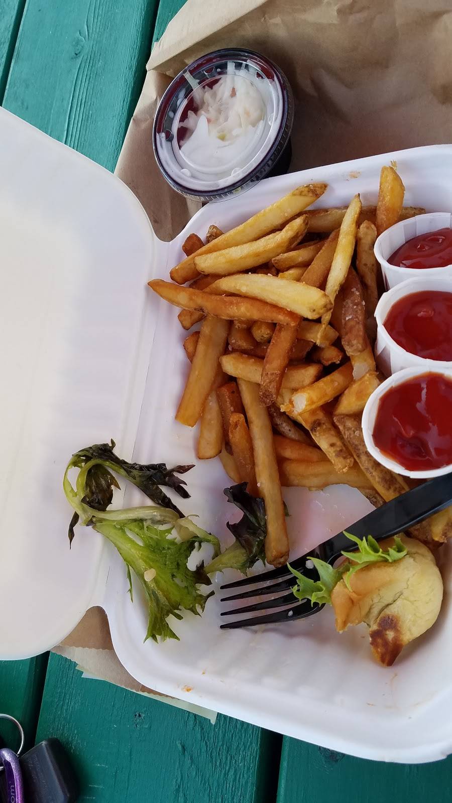 Saltys Clam Shack | restaurant | 668 Atlantic Ave B, Westerly, RI 02891, USA | 4013228219 OR +1 401-322-8219