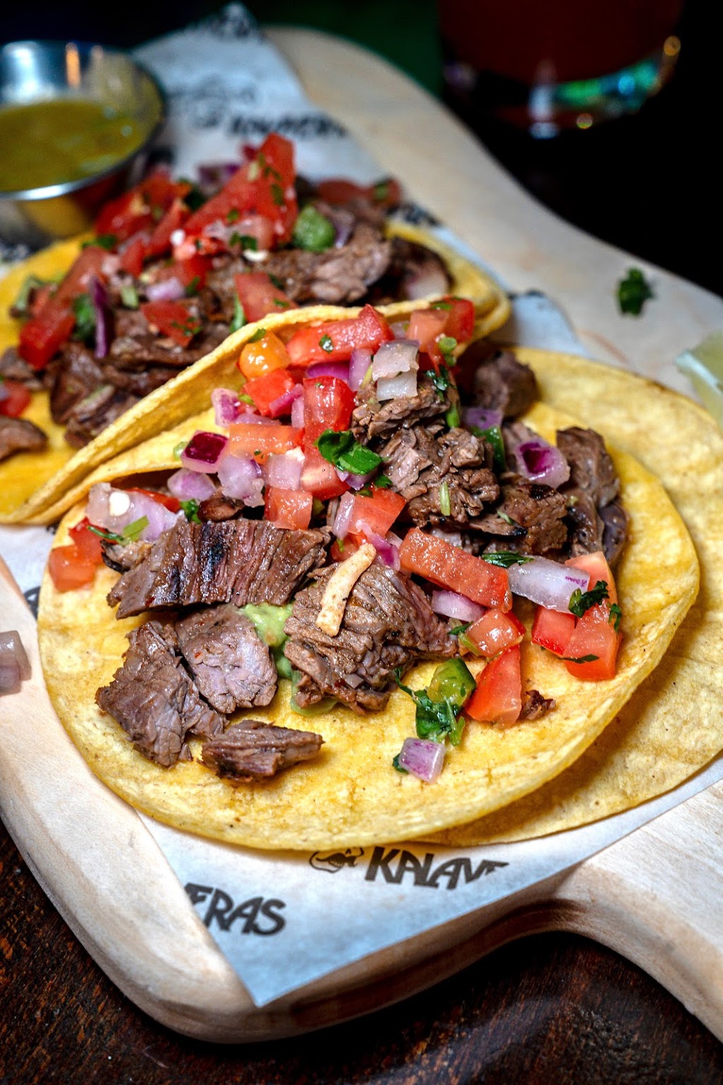 Kalaveras | restaurant | 1300 El Sobrante Rd, Corona, CA 92879, USA | 9512701930 OR +1 951-270-1930