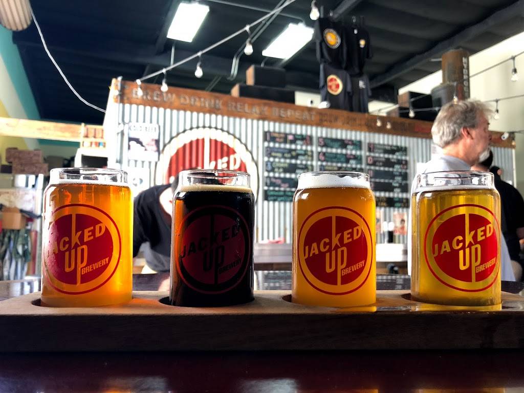 Jacked Up Brewery | restaurant | 800 W Grand Ave, Escondido, CA 92025, USA | 7603000633 OR +1 760-300-0633