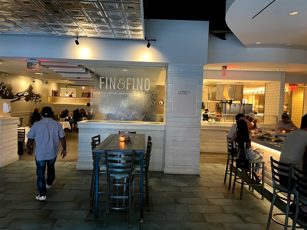 Fin & Fino | restaurant | 135 Levine Avenue of the Arts #100, Charlotte, NC 28202, USA | 7048005680 OR +1 704-800-5680