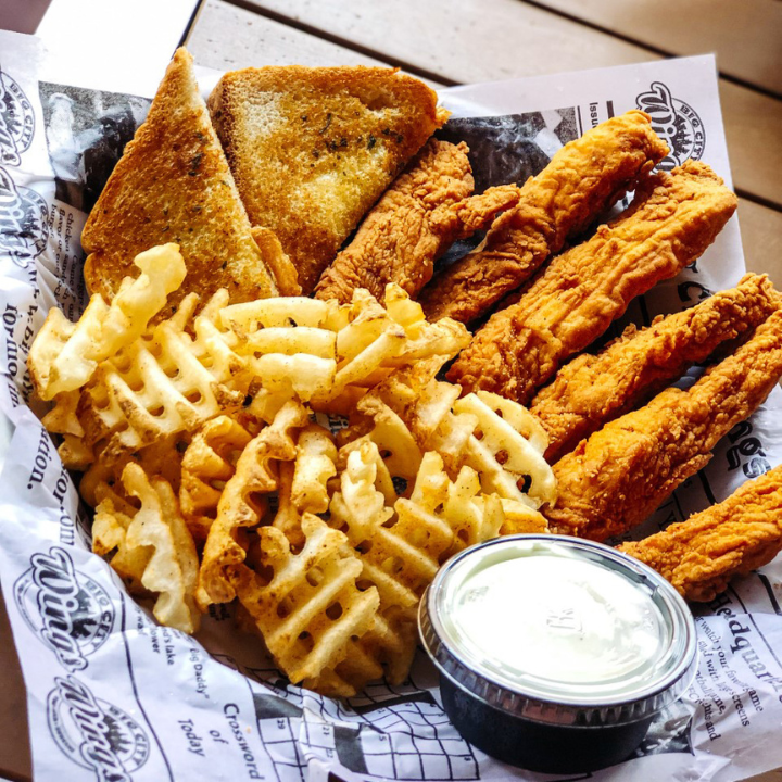 Big City Wings | restaurant | 3815 W Grand Pkwy N ste 150, Katy, TX 77449, USA | 8329136984 OR +1 832-913-6984