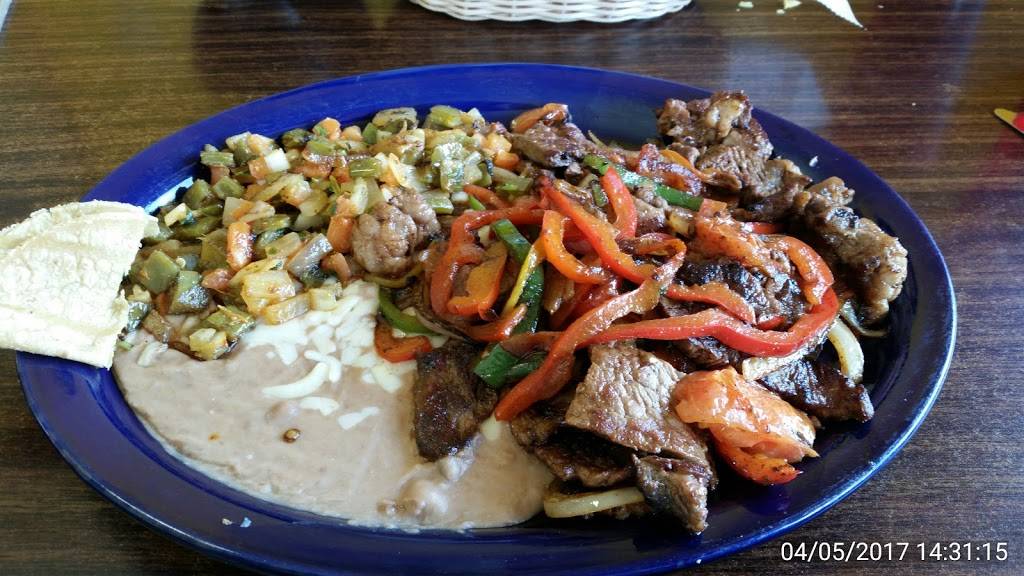 Cancun Bay | restaurant | 1422 Superior Ave, Tomah, WI 54660, USA | 6085670085 OR +1 608-567-0085