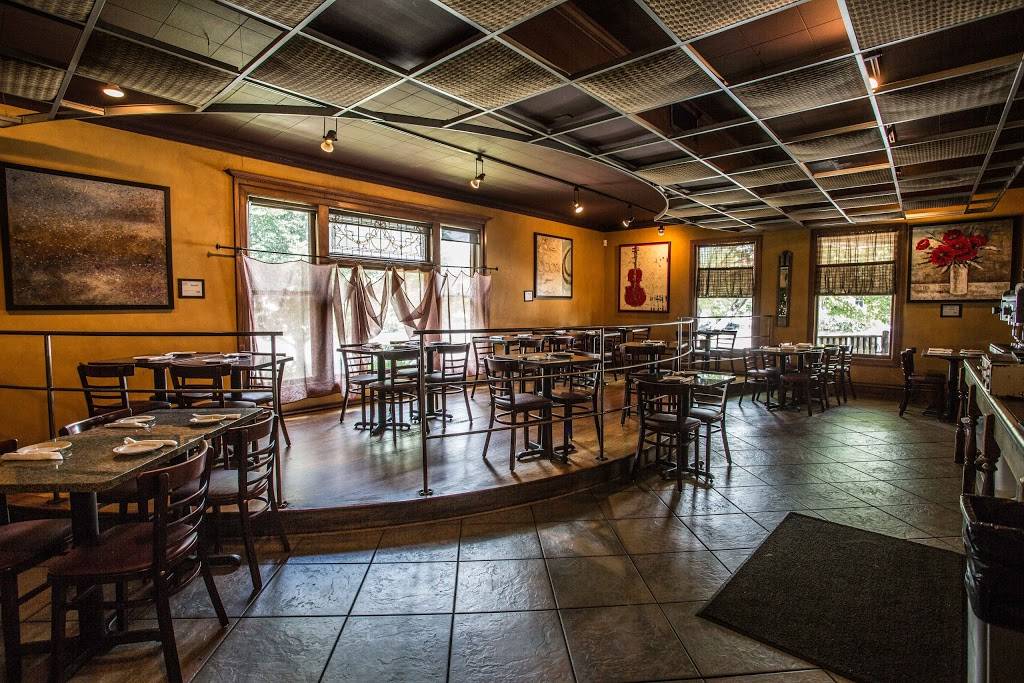 Lucrezia Italian Ristorante | restaurant | 4024, 302 S Main St, Crown Point, IN 46307, USA | 2196615829 OR +1 219-661-5829