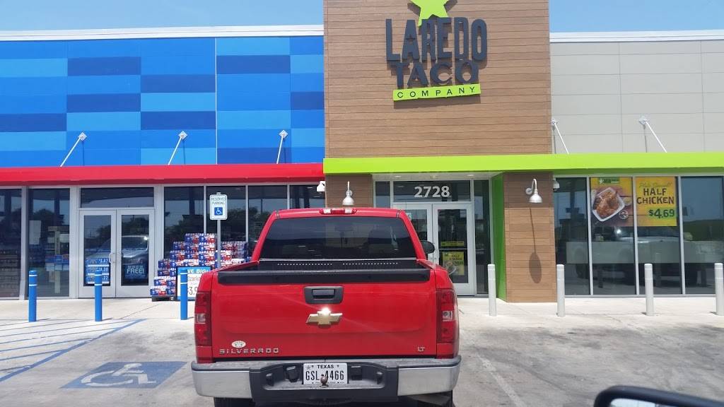 Laredo Taco | restaurant | 2728 N Austin St, Seguin, TX 78155, USA | 8304010503 OR +1 830-401-0503