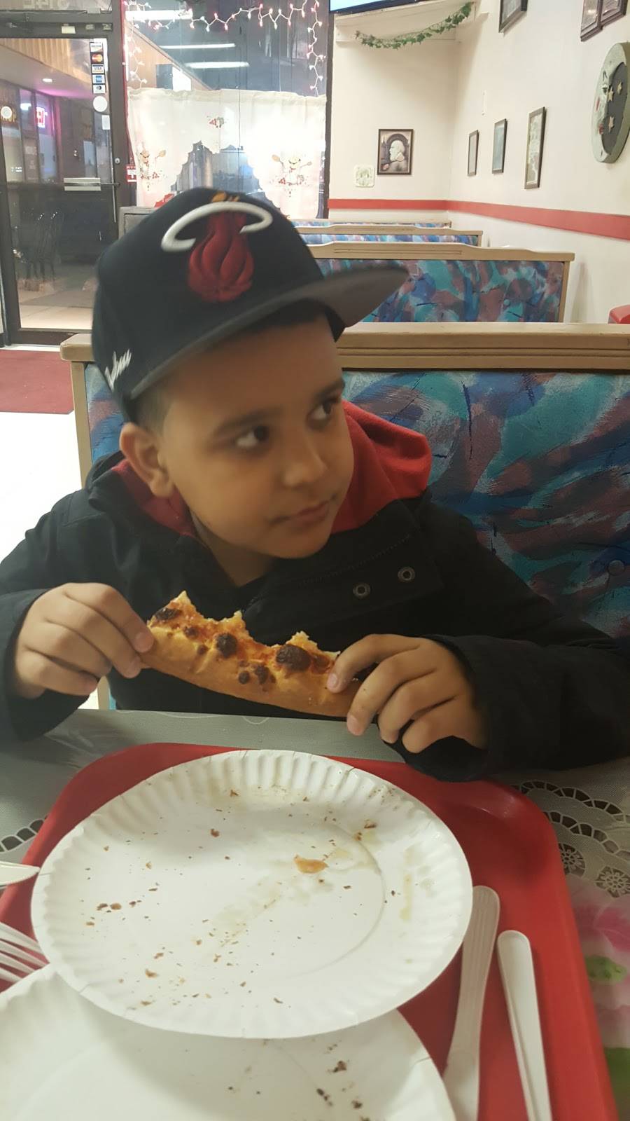 Amore Pizza Restaurant | restaurant | 314 S Broadway # E, Salem, NH 03079, USA | 6038944344 OR +1 603-894-4344