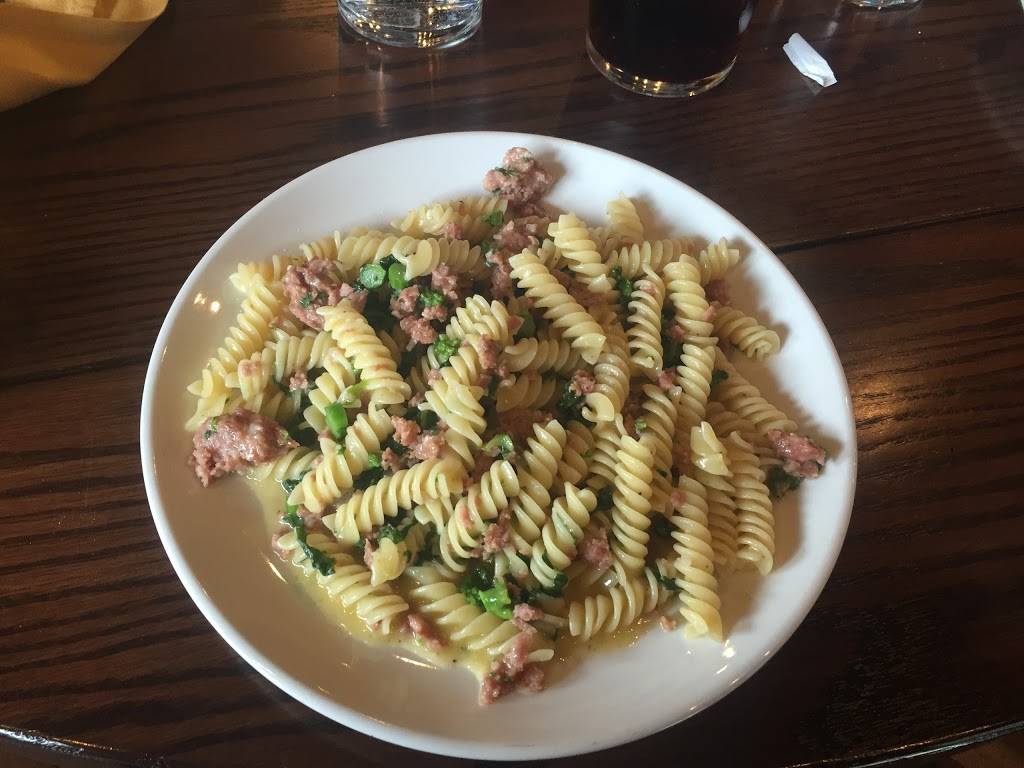 Babbo Pizzeria e Enoteca | restaurant | 11 Fan Pier Boulevard, Boston, MA 02210, USA | 6174214466 OR +1 617-421-4466