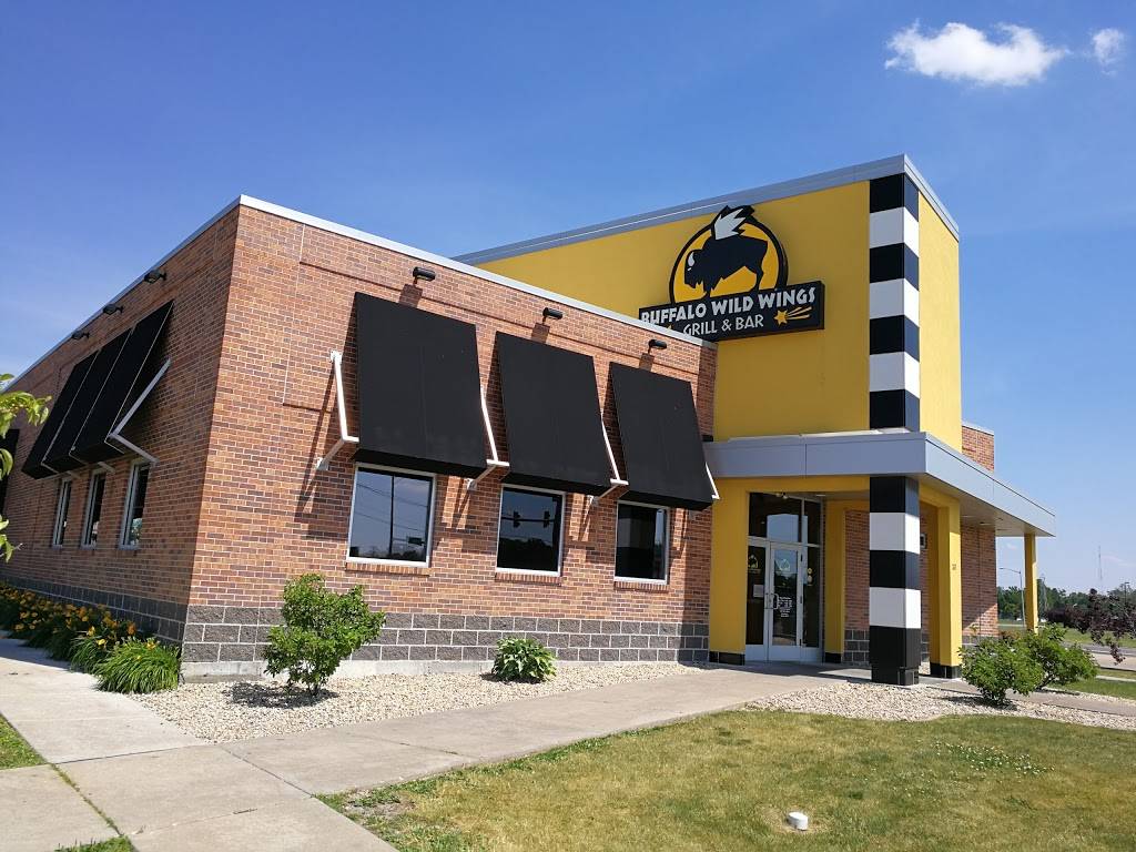 Buffalo Wild Wings | meal takeaway | 2683 N Seminary St, Galesburg, IL 61401, USA | 3093411244 OR +1 309-341-1244