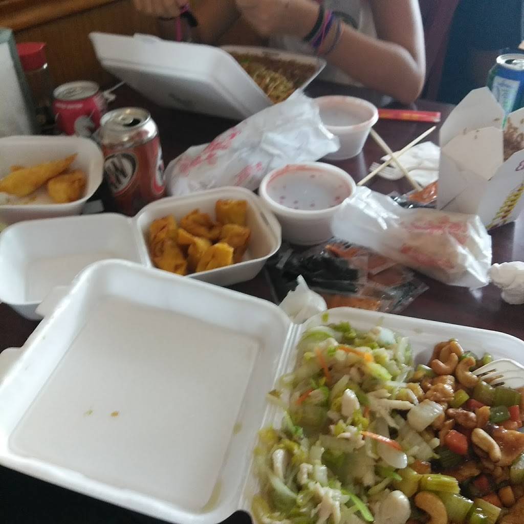 Sunny Wok | restaurant | 3207 E Kirnwood Dr #117, Dallas, TX 75237, USA | 9727801333 OR +1 972-780-1333