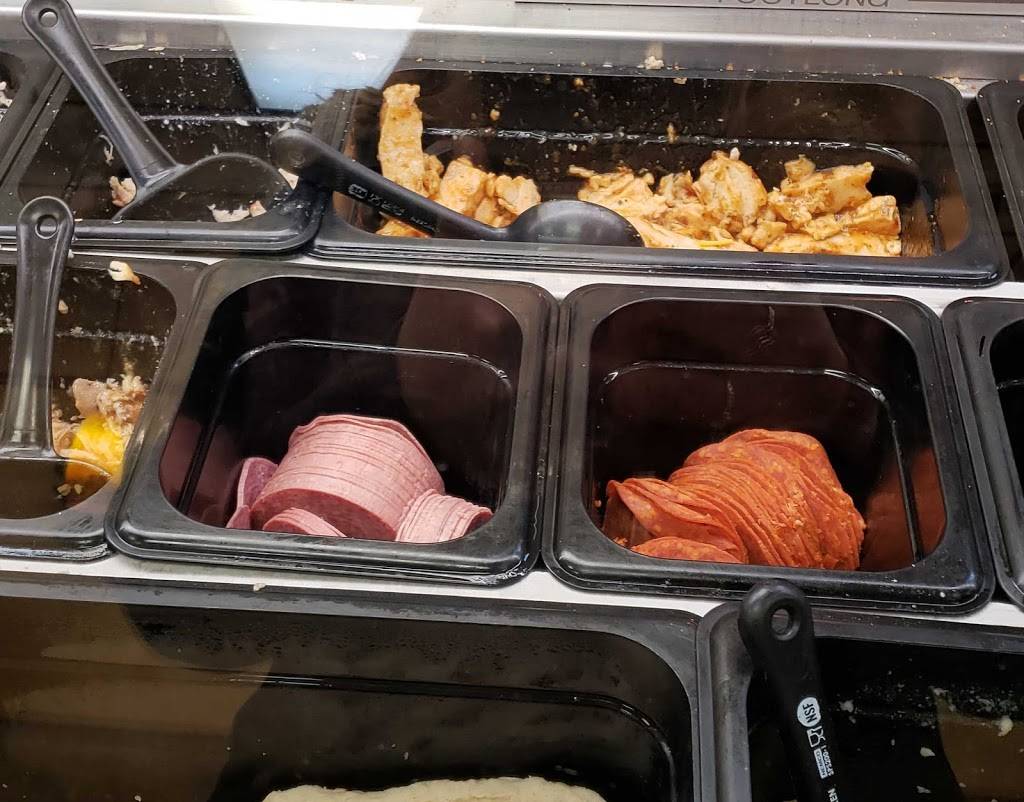 Subway | restaurant | 5326 W 34th St, Houston, TX 77092, USA | 7139566139 OR +1 713-956-6139