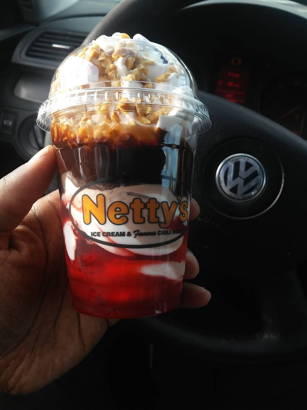 Nettys | restaurant | 2701 Dorr St, Toledo, OH 43607, USA | 4195358723 OR +1 419-535-8723