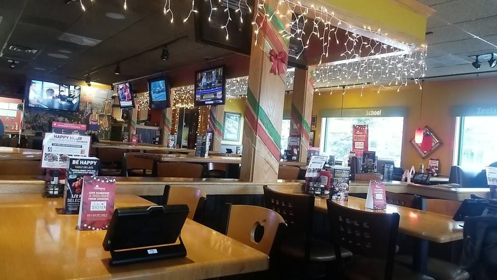 Applebees Grill + Bar | restaurant | 3134 Beeline Rd, Holland, MI 49424, USA | 6167864446 OR +1 616-786-4446