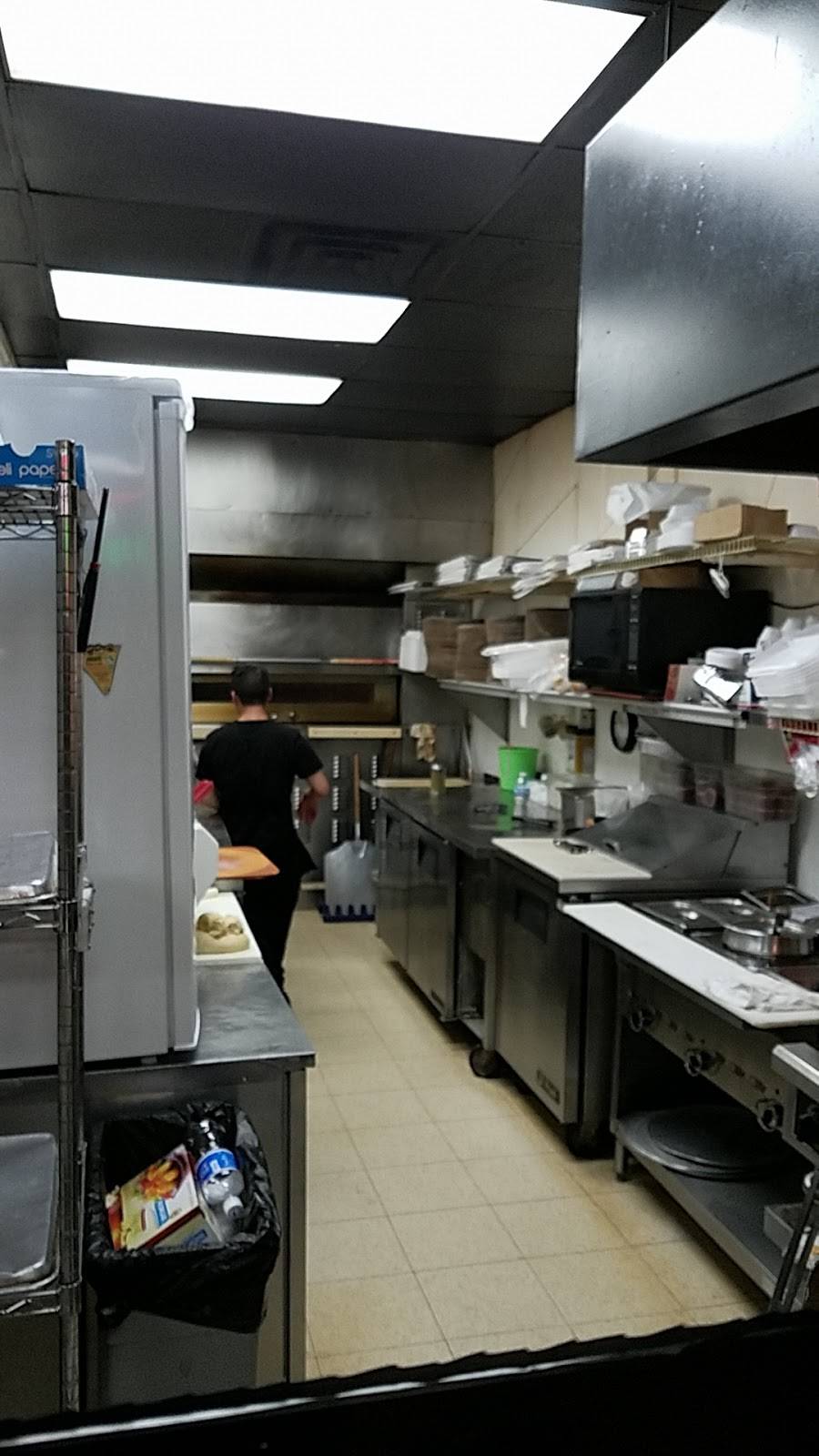 Mugs Pizza & Ribs | meal takeaway | 7228 Harlem Ave, Chicago, IL 60631, USA | 7735941202 OR +1 773-594-1202