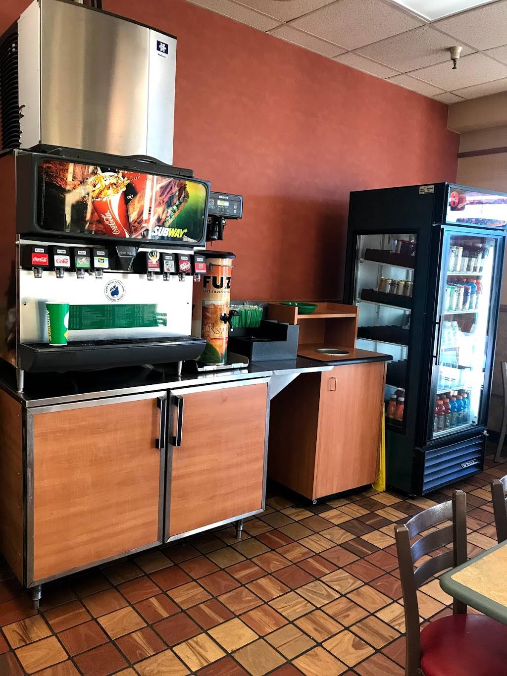 Subway Restaurants | restaurant | 6130 E 71st St Ste 16D Summit Square Shopping Center, Tulsa, OK 74136, USA | 9183987328 OR +1 918-398-7328