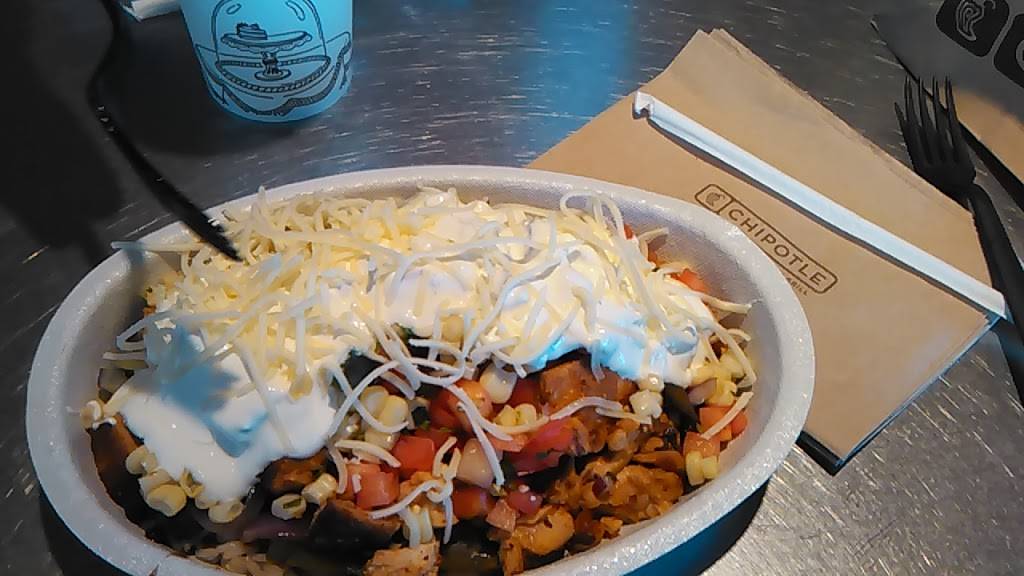 Chipotle Mexican Grill | restaurant | 790 Skymarks Dr Ste 101, Jacksonville, FL 32218, USA | 9047573900 OR +1 904-757-3900