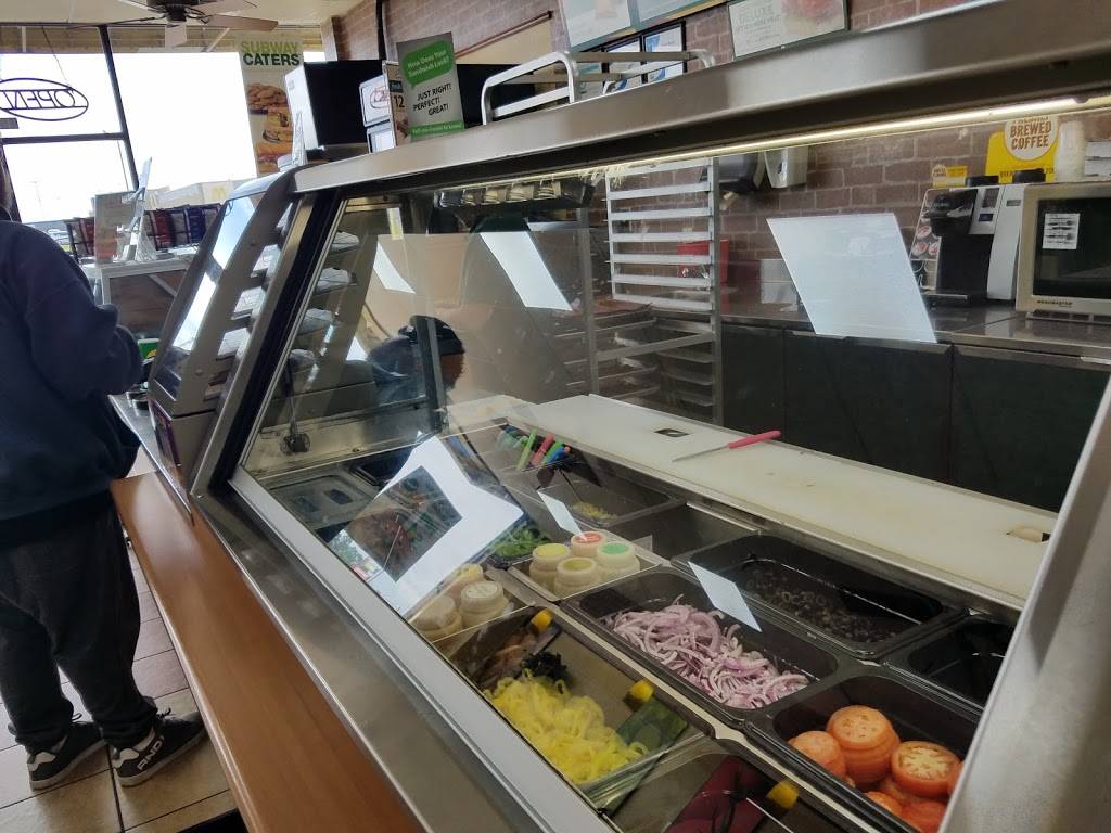 Subway | meal takeaway | 5795 Terry Rd Suite 307, Byram, MS 39272, USA | 6013739511 OR +1 601-373-9511