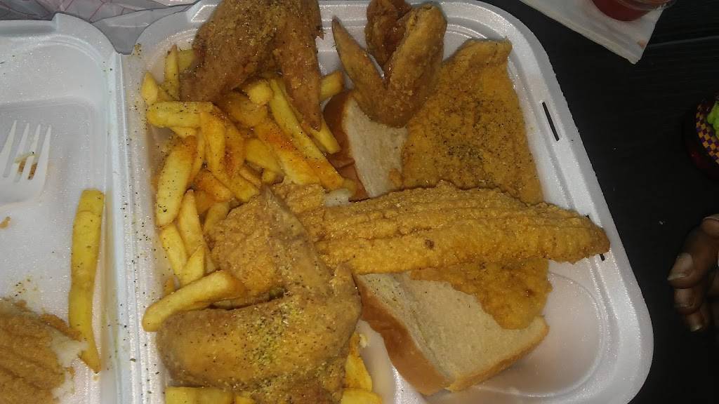 Yellow Tail Sub & Grill | restaurant | Naranja Lakes Shopping Center, 27275 S Dixie Hwy, Homestead, FL 33032, USA | 3052425501 OR +1 305-242-5501