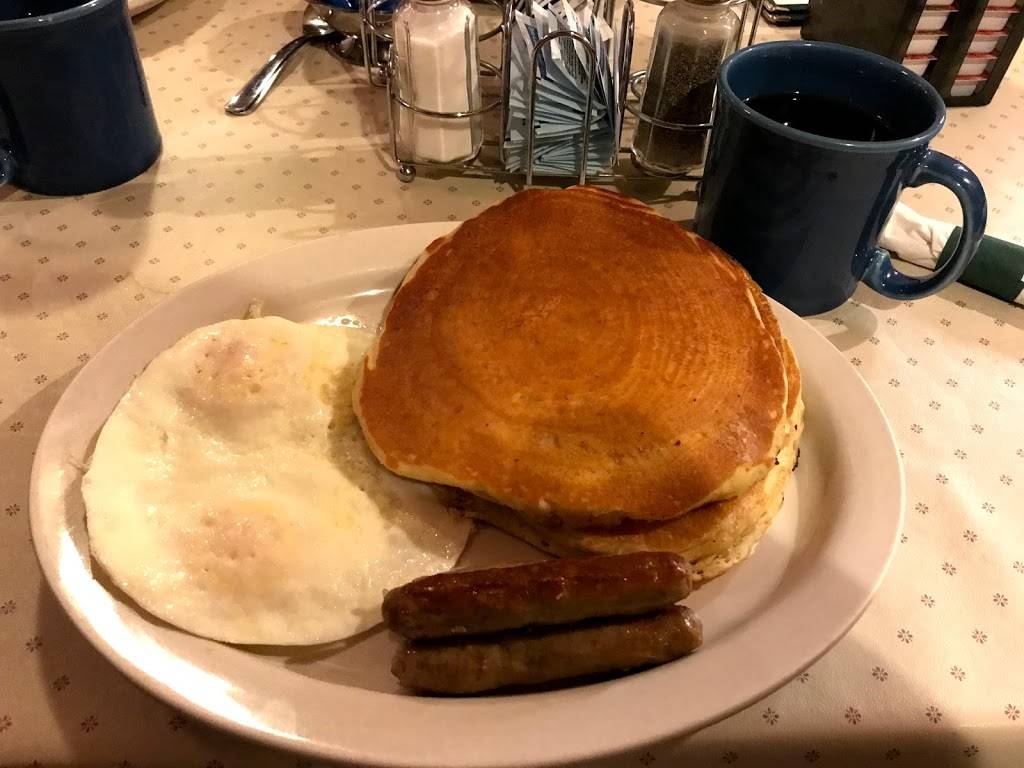 Wolf River Family Restaurant | restaurant | 422 E Beacon Ave, New London, WI 54961, USA | 9209826446 OR +1 920-982-6446