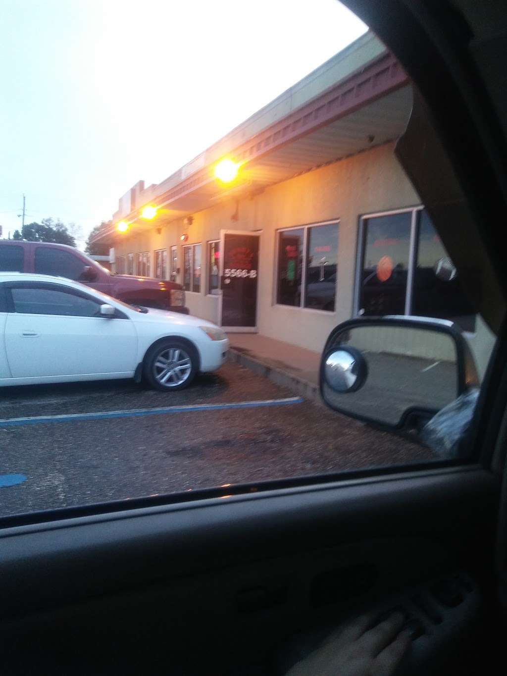 Fonnys Lounge | night club | 5566 Andrew Rd #2018, Mobile, AL 36619, USA | 2516667300 OR +1 251-666-7300