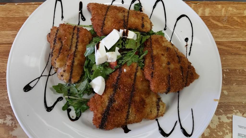 Enzos Restaurant & Banquet | restaurant | 2918 Elm Rd NE, Warren, OH 44483, USA | 3303723314 OR +1 330-372-3314