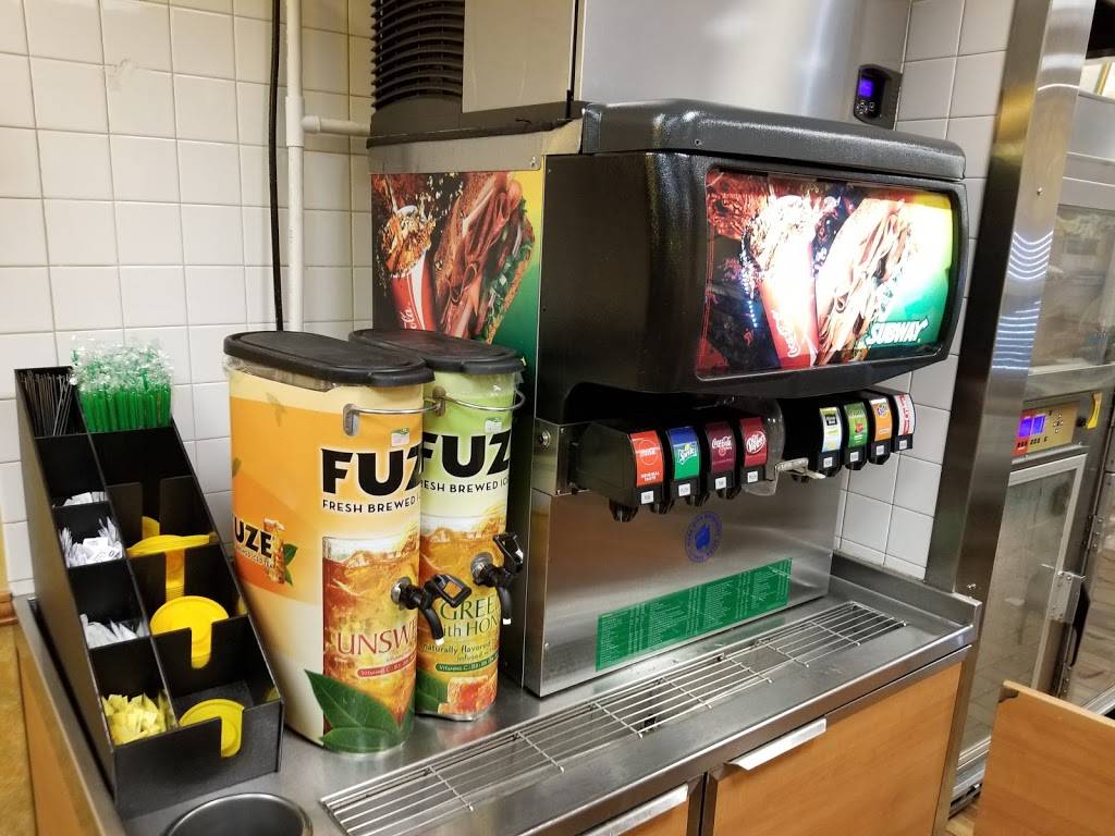 Subway | restaurant | 15-B W Nuevo Rd, Perris, CA 92571, USA | 9519434943 OR +1 951-943-4943